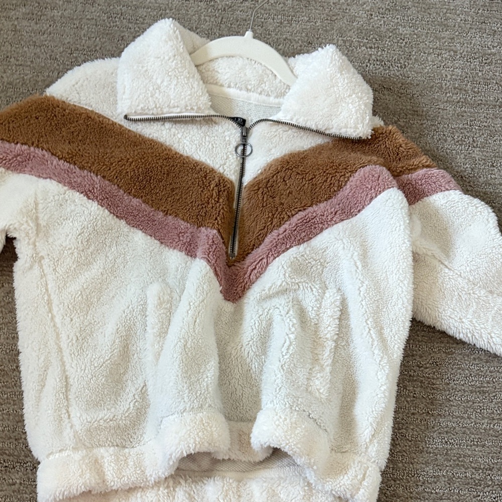 Abercrombie & Fitch White and Brown Fleece Jacket